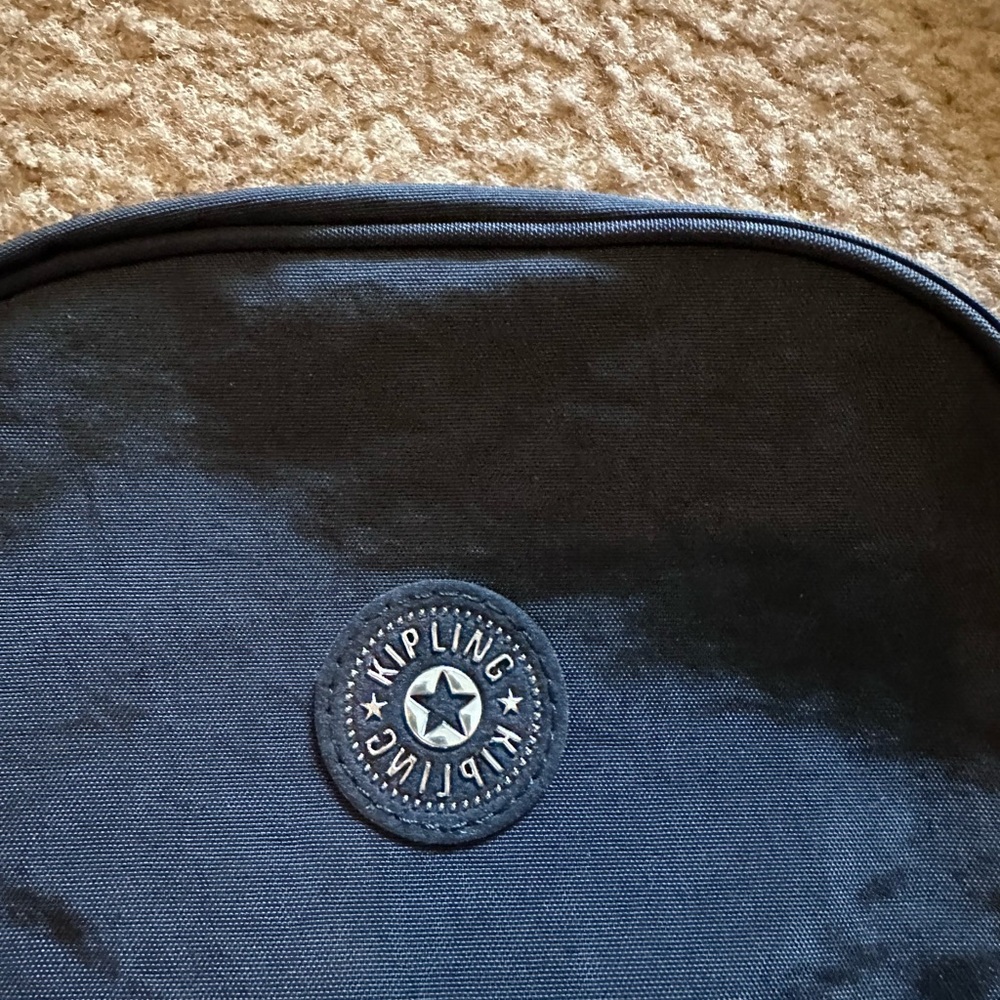 Kipling adjustable crossbody - Picture 8 of 11
